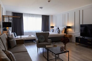 1 chambre, fer et planche à repasser, Wi-Fi gratuit, draps fournis