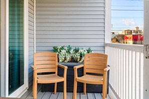 Property grounds - Treasure’s Cove at Seaway | Steps to the Beach (Ocean City)