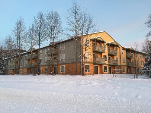Tumbler ridge hotel and suite