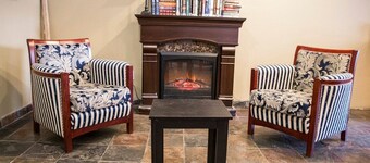 Tumbler ridge hotel and suite