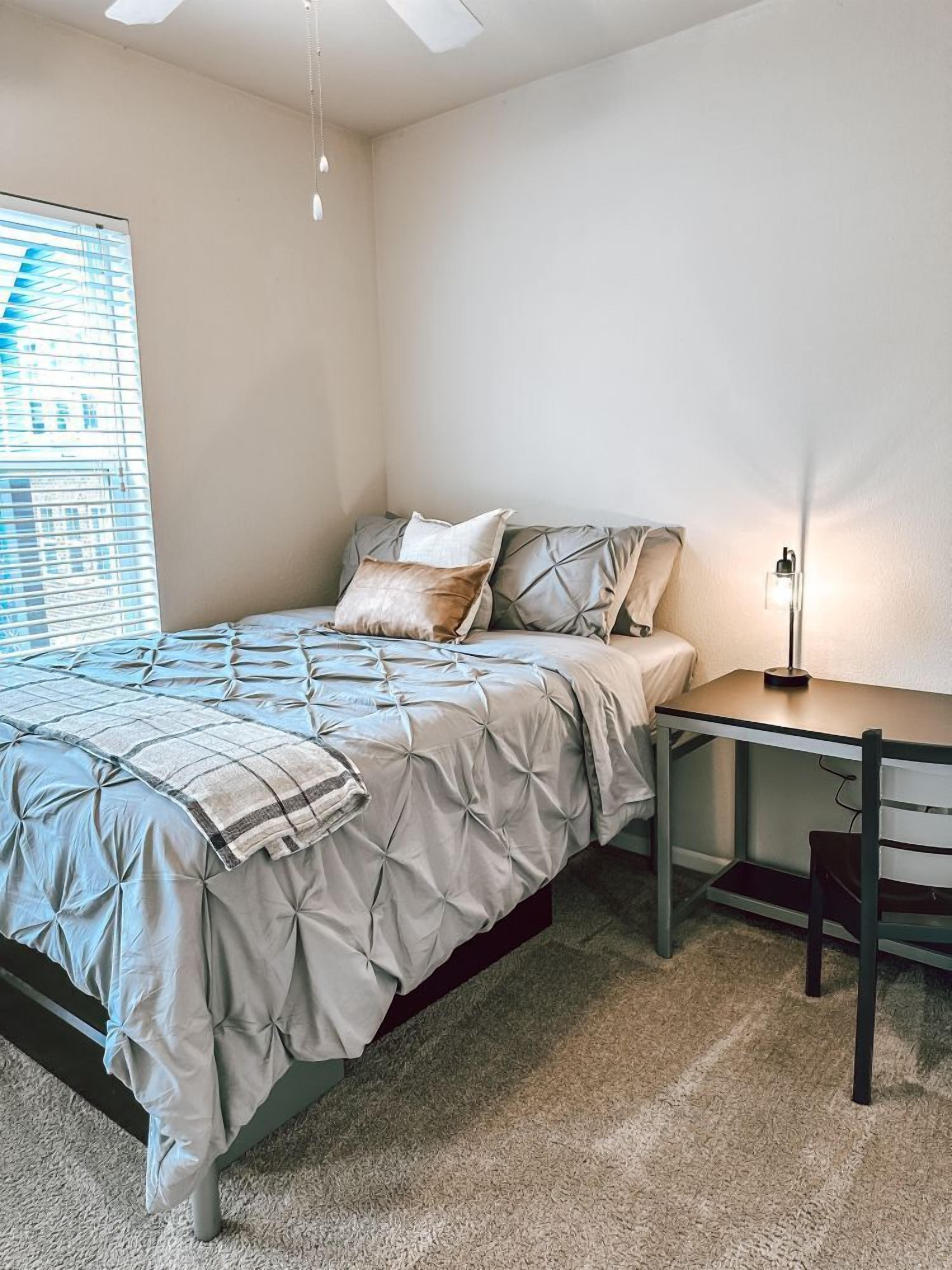 2 bedrooms, bed sheets