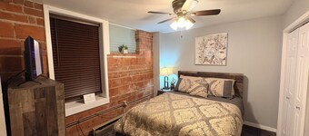 Sherman Hill Hide-a-way