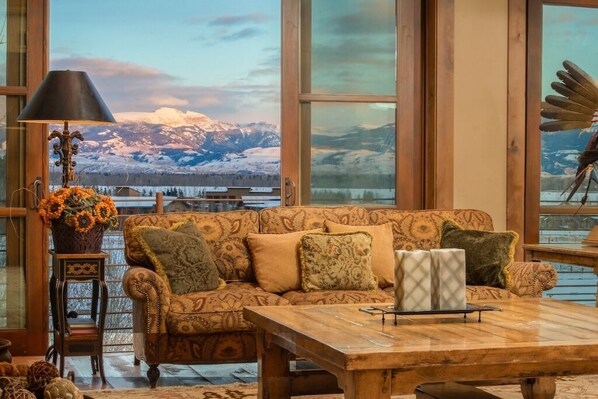 Living area - Four Bedroom Penthouse in Teton Village (Teton Village)