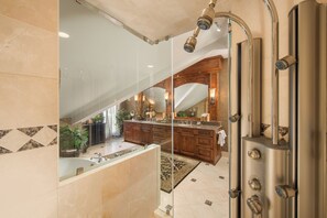Shower, jetted bath, hair dryer, towels - Four Bedroom Penthouse in Teton Village (Teton Village)