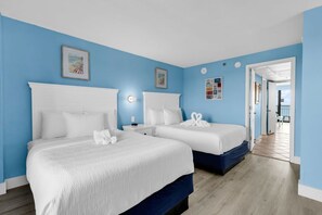 1 chambre, fer et planche à repasser, draps fournis