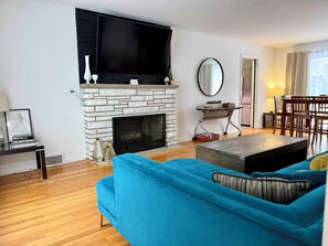 Smart TV, books