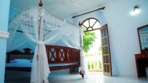 Unclassified image, 4 of 10, button - 3 Bedroom Villa with the view of Bentota river. (Aluthgama)