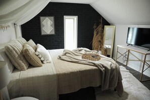 مكواة/لوح كي وواي فاي وملاءات أسرّة