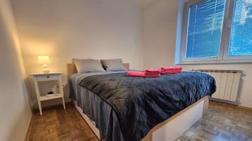 1 bedroom, desk, iron/ironing board, free WiFi