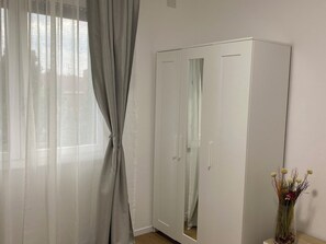 Interior - A comfortable stay in the heart of Lodi (Lodi)