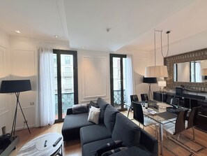 Living area - CENTRAL CITY Ivax (Barcelona)