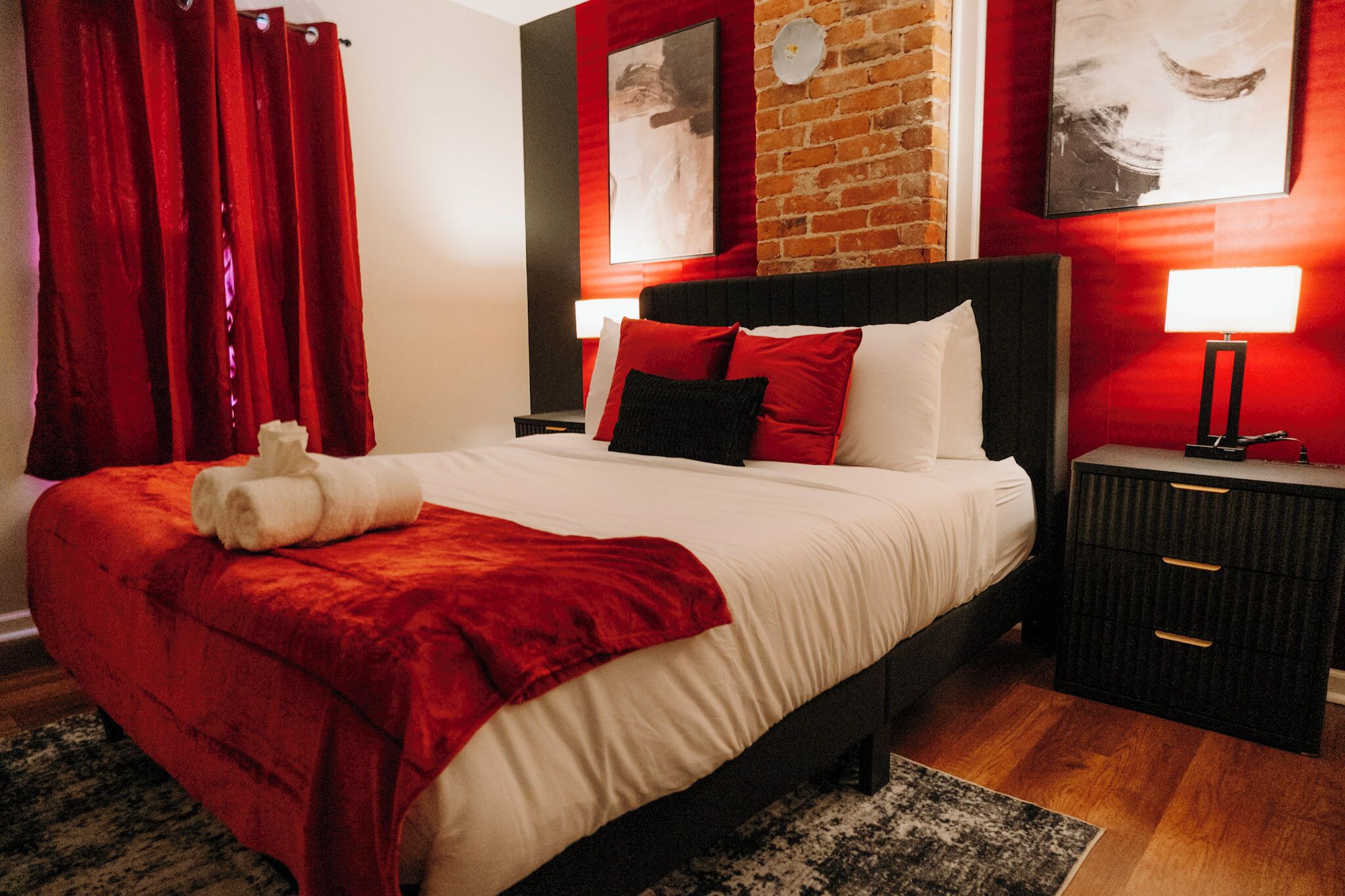 6 habitaciones, tabla de planchar con plancha y wifi gratis 