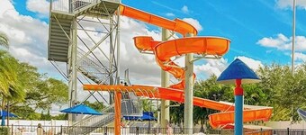 Sunshine Filled Casita in Sarasota Resort Park