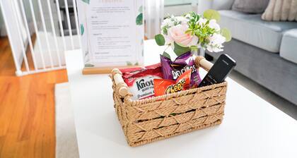 Cozy Family River Valley Retreat w/ Fireplace & Games