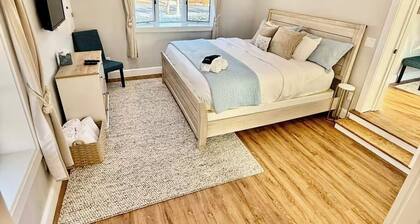 Harwich Port Hideaway: 3-bedroom pet-friendly house with AC for relaxing stays