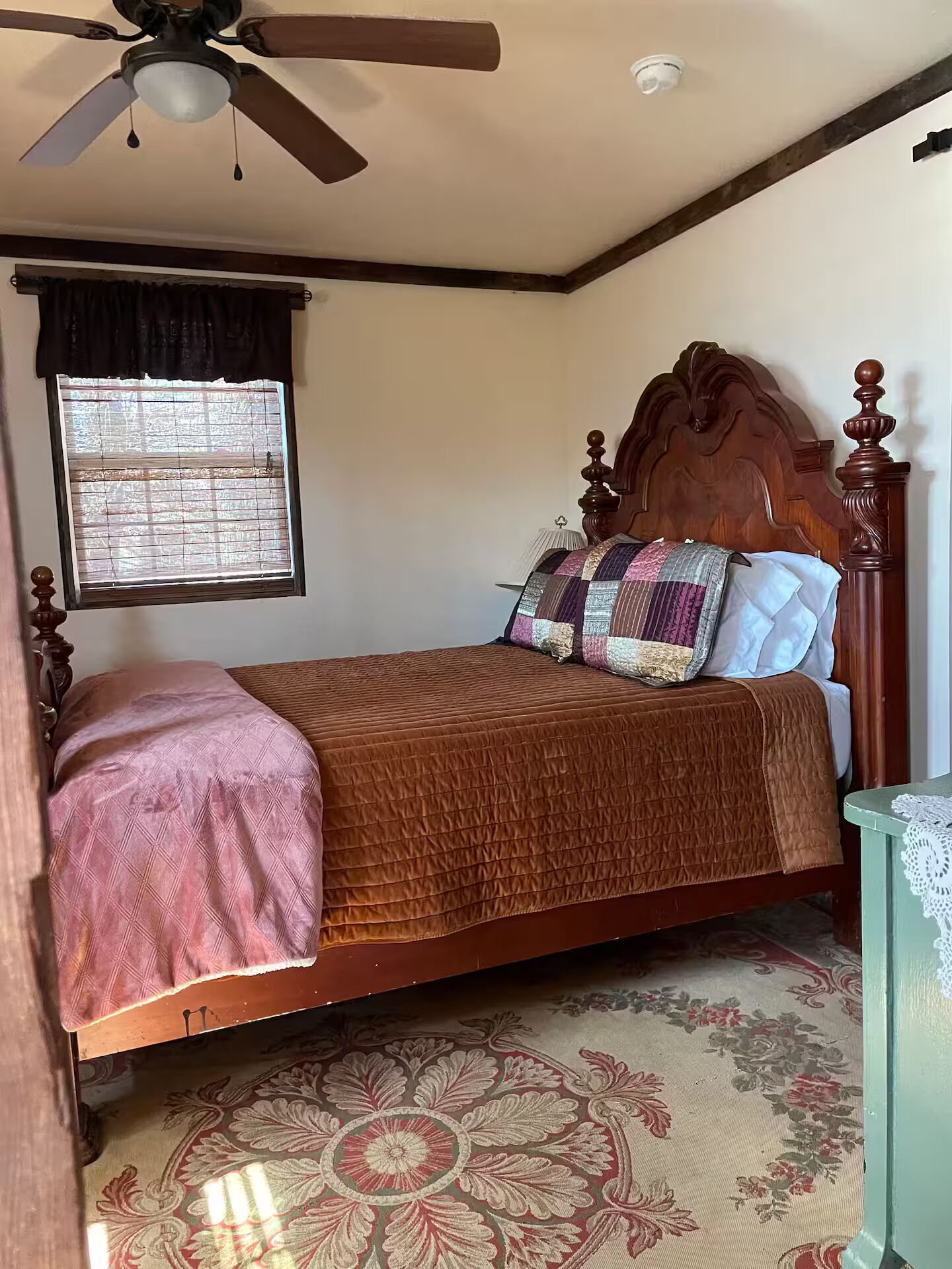 3 多间卧室、WiFi、床单