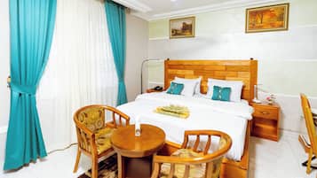 Desk, laptop workspace, iron/ironing board, free WiFi