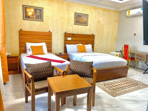 Room - Excelsa Lodge (Ejisu)