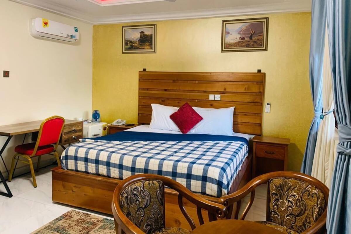 Desk, laptop workspace, iron/ironing board (on request), free WiFi