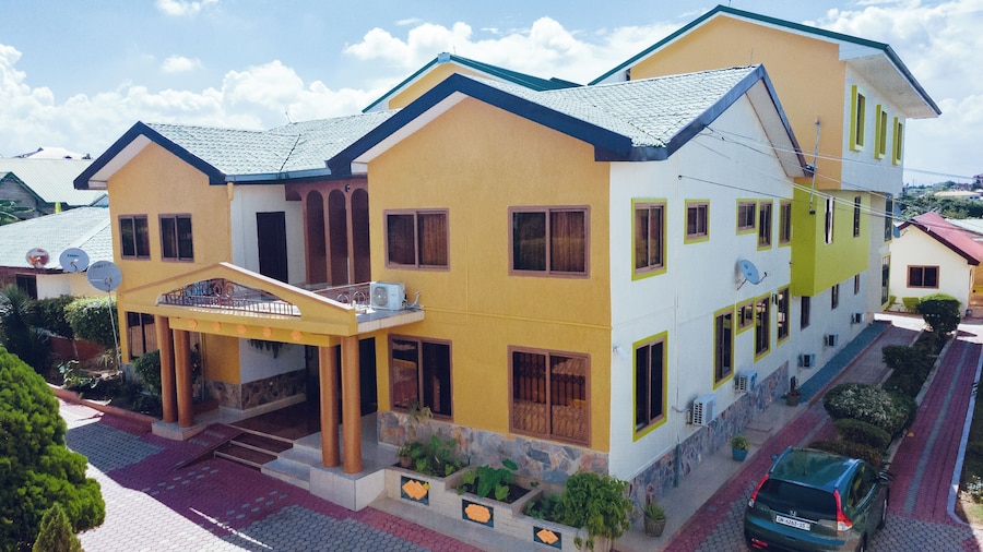 Excelsa Lodge