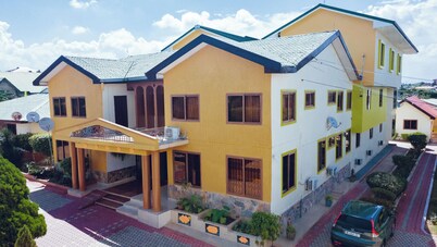 Excelsa Lodge