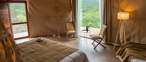 Chambre Double Supérieure | Coffres-forts dans les chambres, rideaux occultants