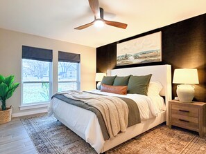 4 عدّة غرف نوم ومكواة/لوح كي وواي فاي وملاءات أسرّة