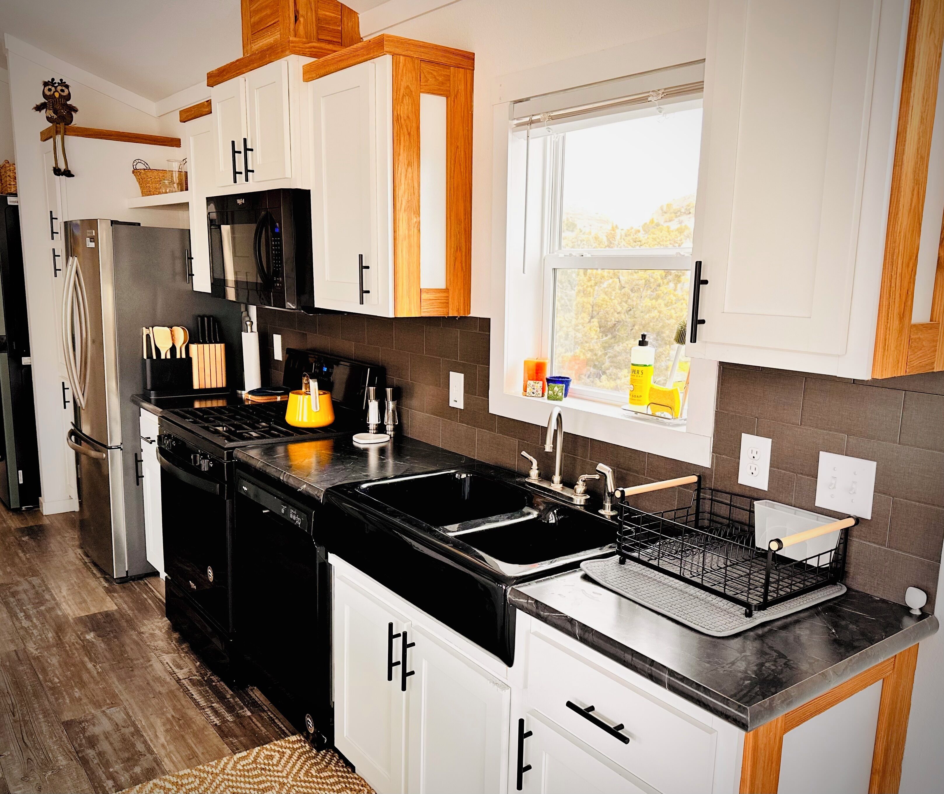 Microwave, oven, stovetop, dishwasher