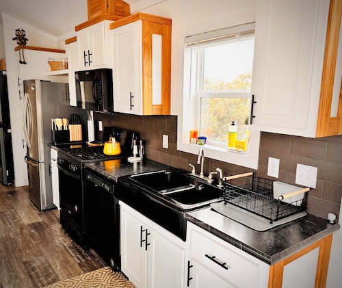 An off-the-grid refuge in the heart of O'Keeffe Country