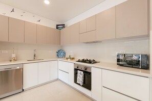 Apartment (CD04J) | Private kitchen - U-GO Delventto - Pozos Colorados (Santa Marta)