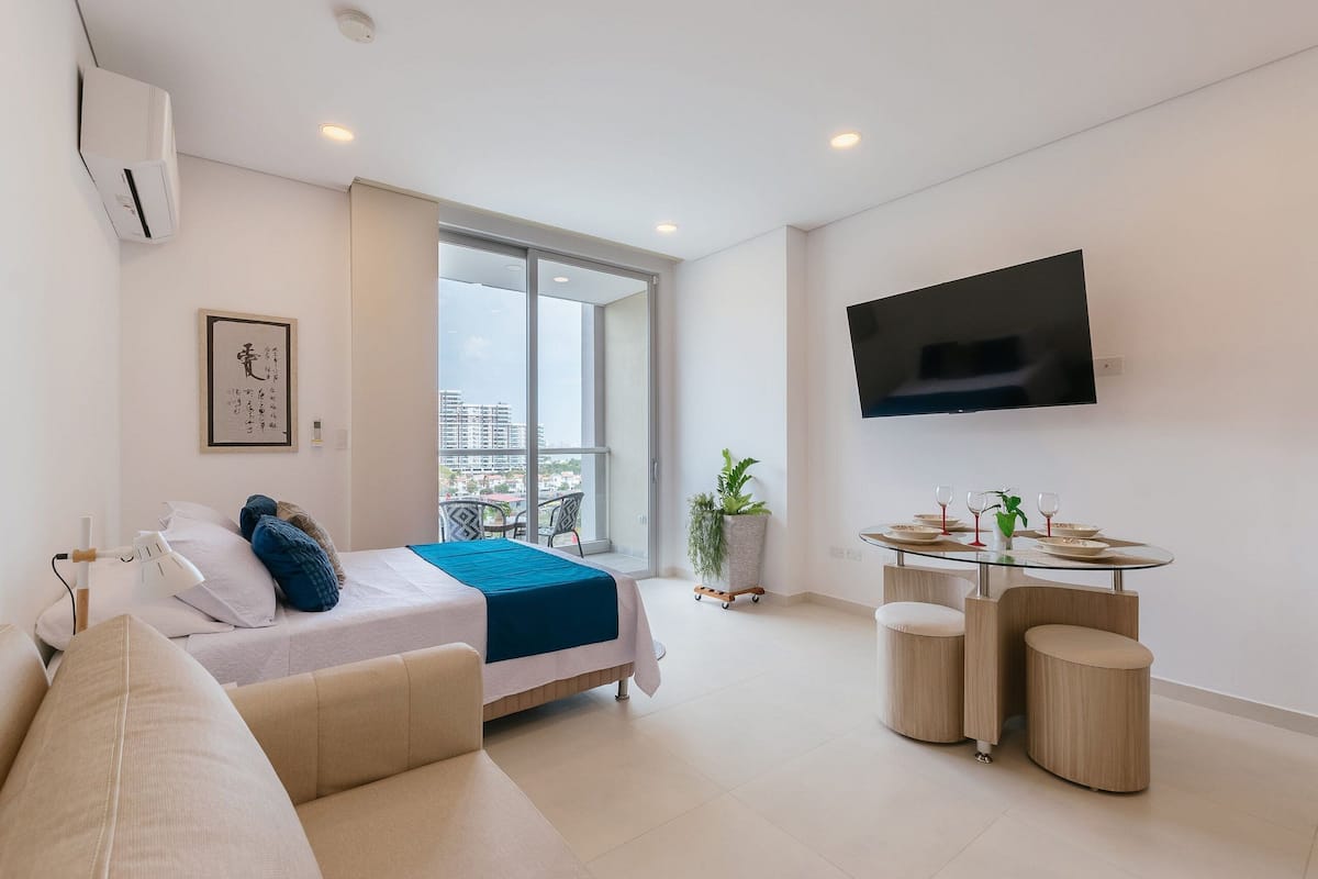 Apartamento elite | Ferros/tábuas de passar roupa, Wi-Fi de cortesia
