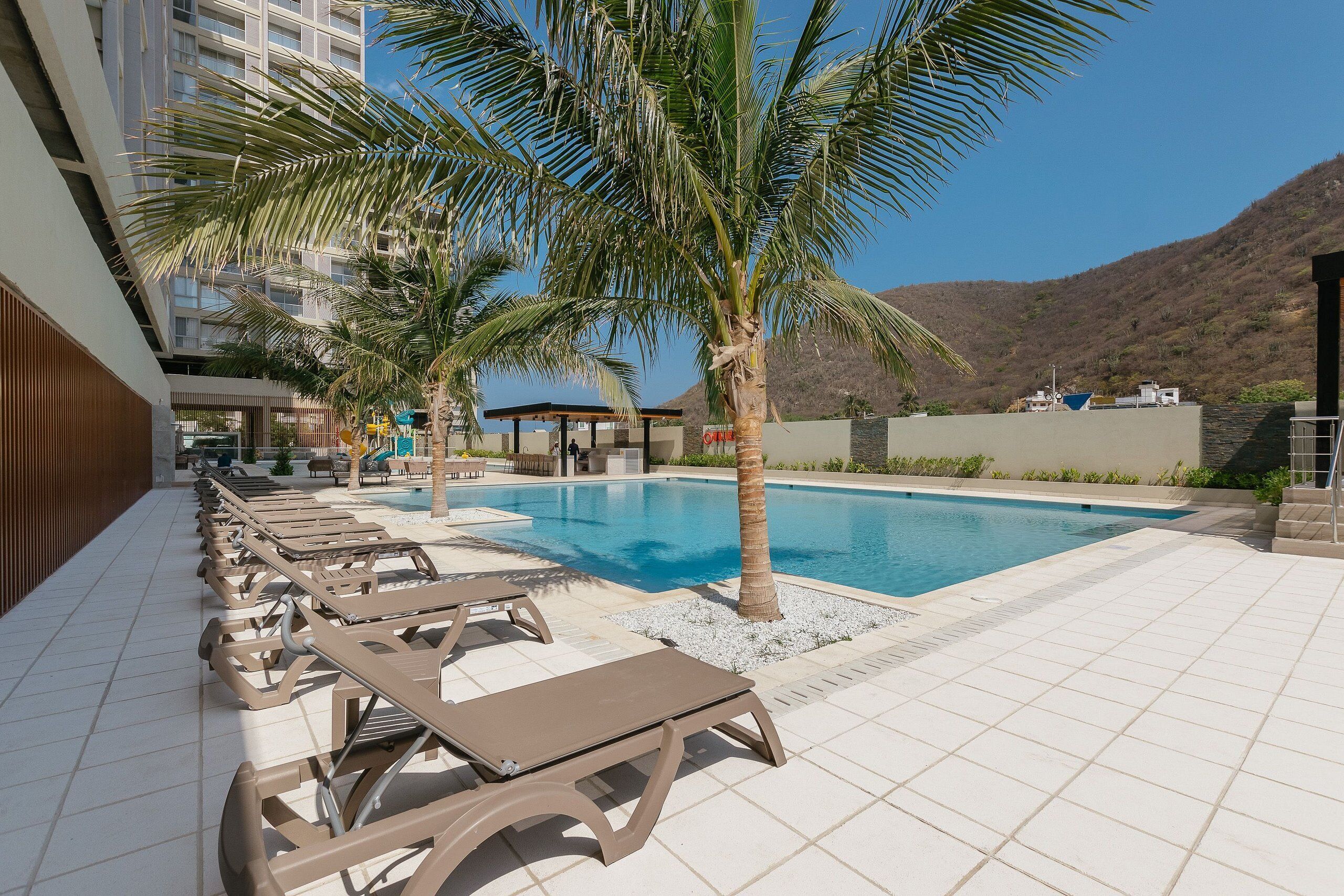 Deluxe Apartment | Pool