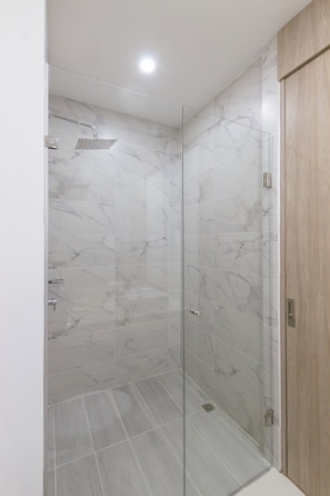 Apartment | Badezimmer