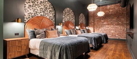 1 habitación, caja de seguridad en la habitación y cuna de viaje