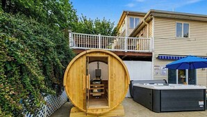 Unclassified image, 3 of 60, button - Sleeps 20 | Sport Court | Game Room | Sauna | Spa (Asheville)