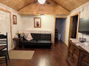 Smart TV - Cozy Hillside Cabin - Charming 1-bedroom tiny house cabin on a peaceful hill.  (Clanton)