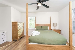 6 Schlafzimmer, Bügeleisen/Bügelbrett, WLAN, Bettwäsche