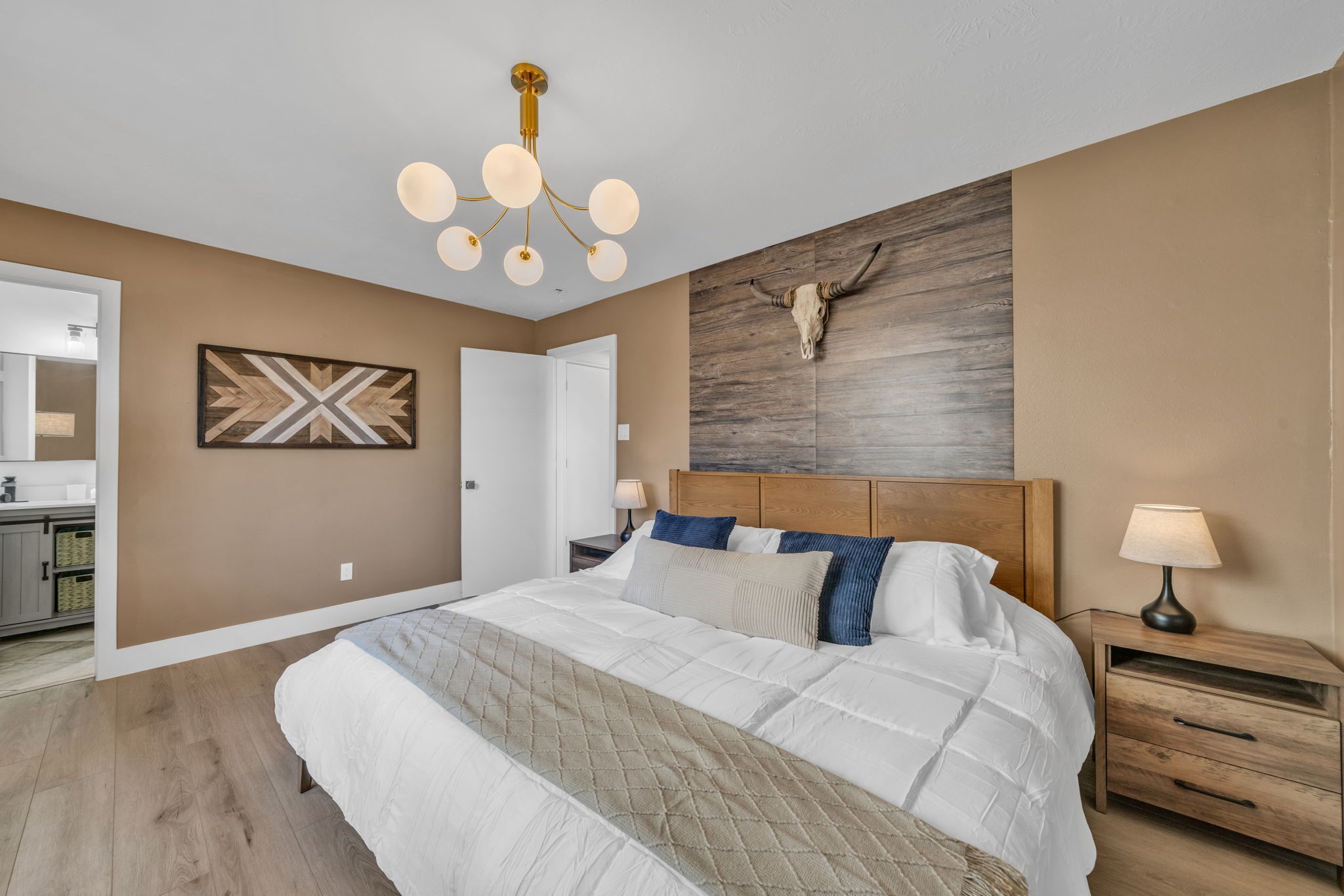 4 bedrooms, iron/ironing board, travel cot, free WiFi