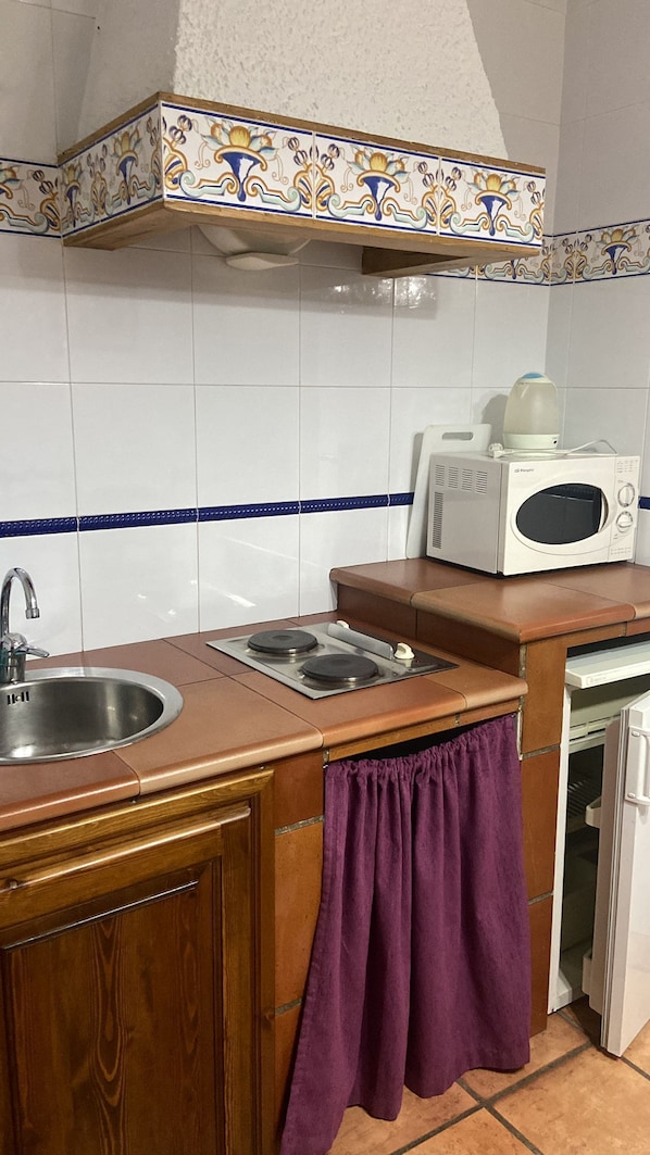 Private kitchen - Seven lagoons apartments (Trevélez)