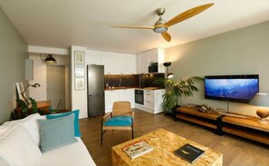 TV, offices - Apt Fort-de-France Didier : Terrace Pool Park (Fort-de-France)