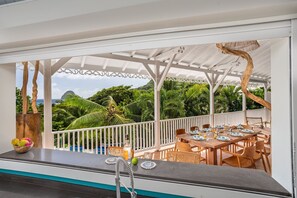 Outdoor dining - Villa Matahari - Caribbean villa with scenic views (Le Diamant)