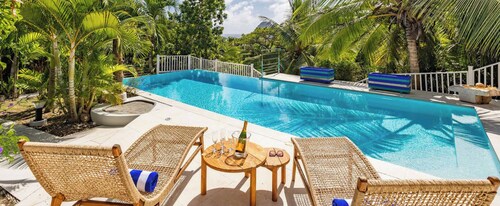 Villa Matahari – Élégante villa de charme avec vue