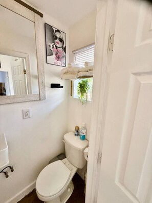 Hair dryer -  Cozy Gateway 20Mints From Time Square NYCity. Apartment Studio. (West New York)