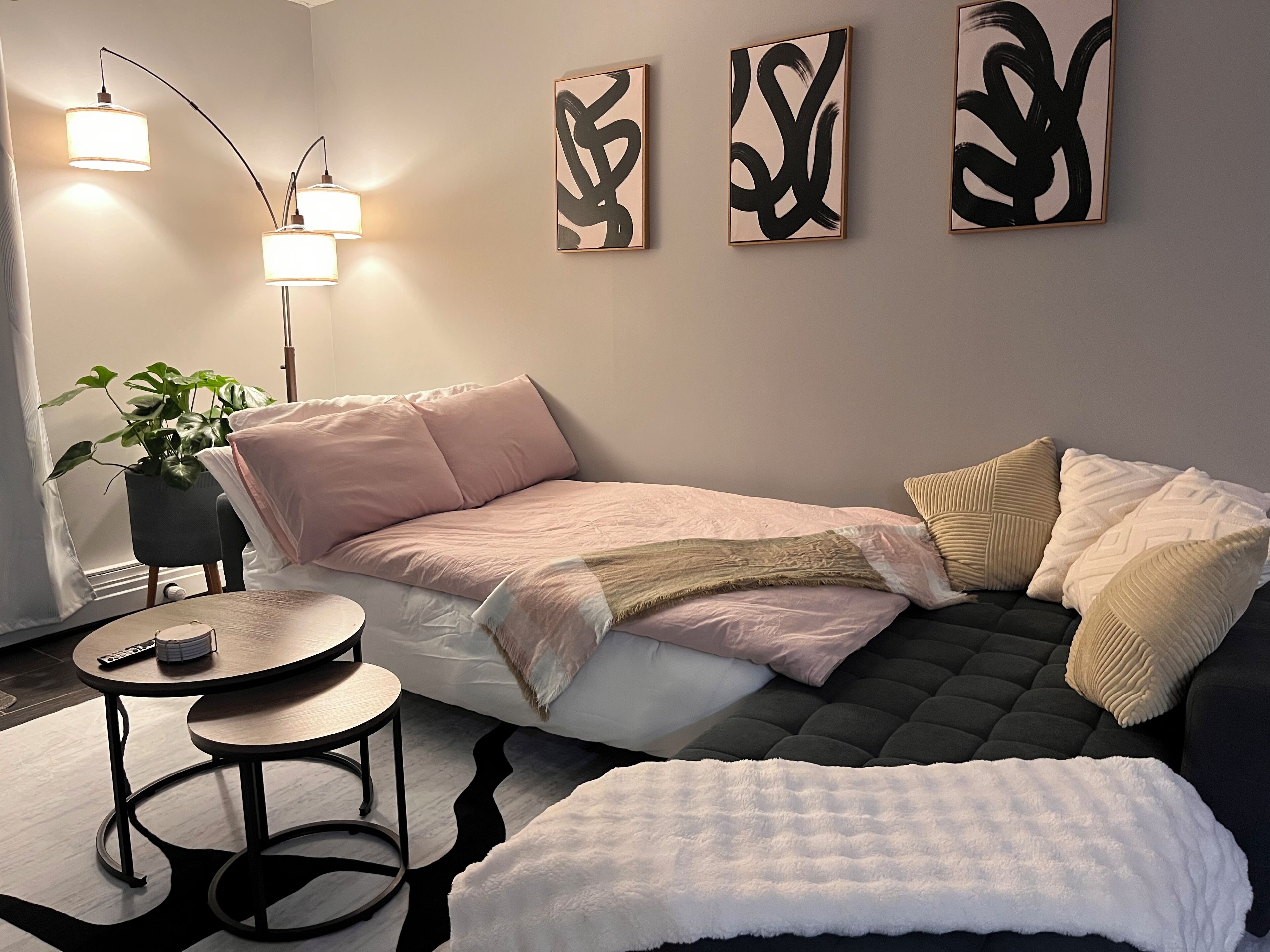 1 habitación, escritorio, tabla de planchar con plancha y wifi gratis 