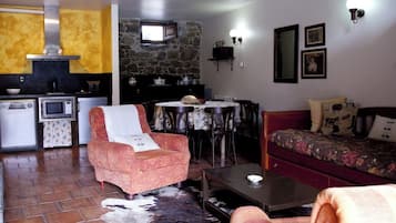 House, Patio, Mountain View | Interior