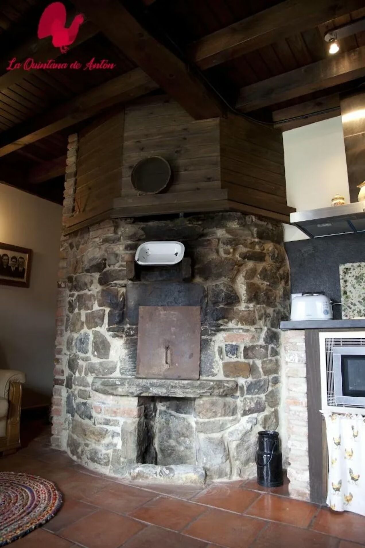 Casa, patio, vista montagna | Cucina privata | Frigorifero, microonde, forno, piano cottura