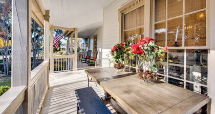 Walk to Broad St! Family Home in Historic District