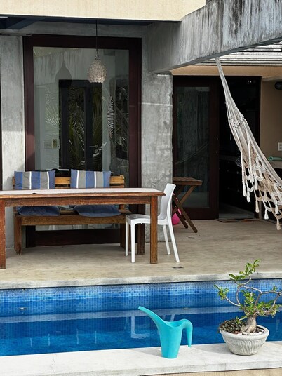 Design Family villa with pool & plunge pool, lagoon & sea view