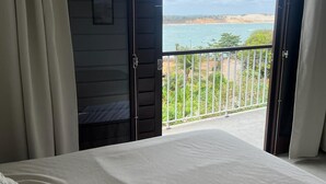 4 室のベッドルーム、WiFi、ベッドシーツ