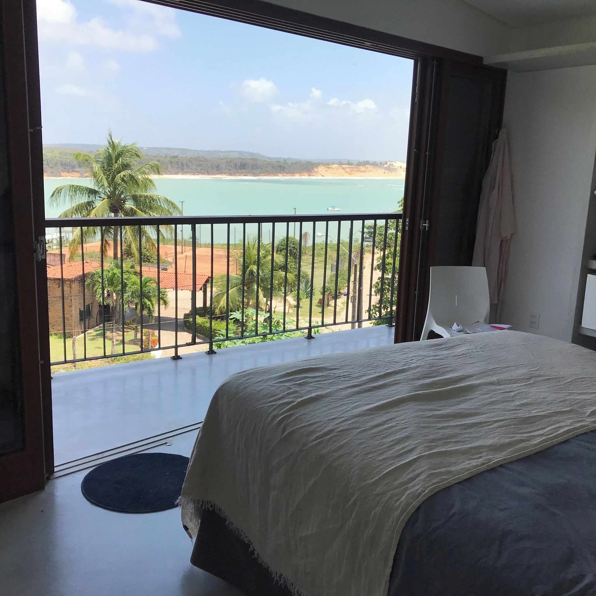 4 bedrooms, WiFi, bed sheets